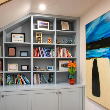 Sruthan Pier House *